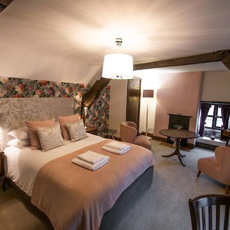 Royal George Hotel Great Easton  Luaran gambar