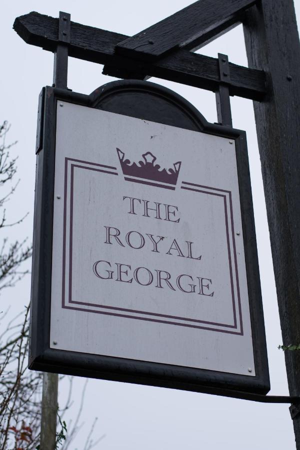 Royal George Hotel Great Easton  Luaran gambar