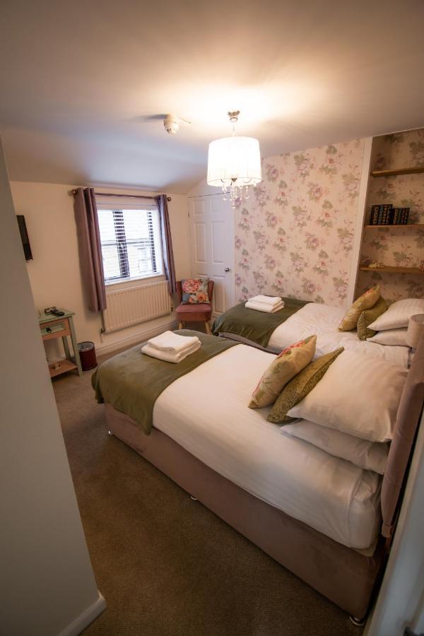 Royal George Hotel Great Easton  Luaran gambar
