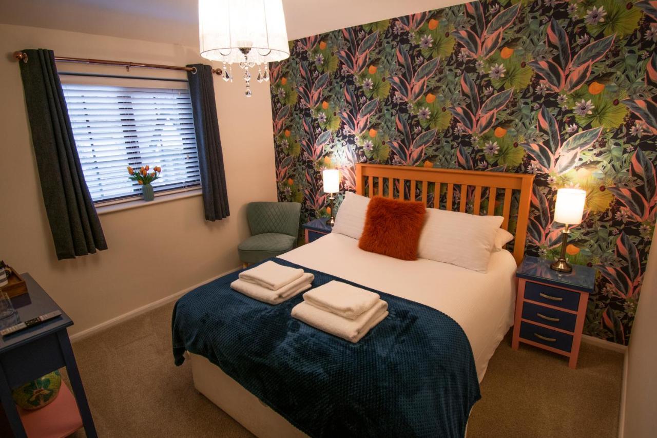 Royal George Hotel Great Easton  Luaran gambar
